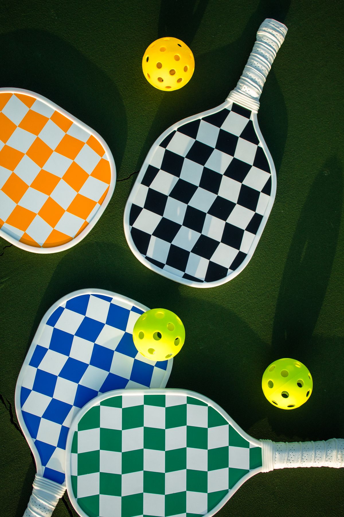 Palas de pickleball de colores con protector de borde